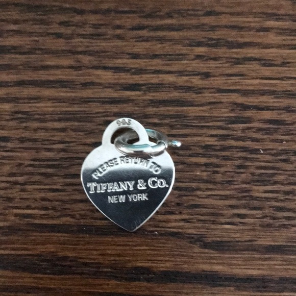 Tiffany & Co. Jewelry - Tiffany and Co - Return to Tiffany pendant